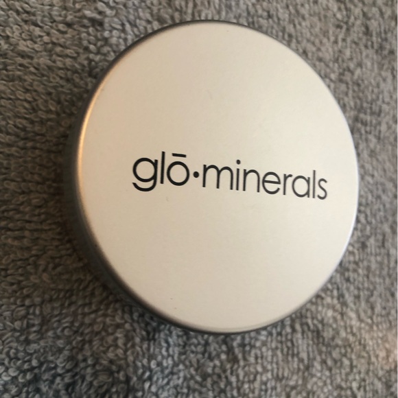 Glominerals Loose base powder foundation shade beige light New RE $48 last one - Picture 9 of 11